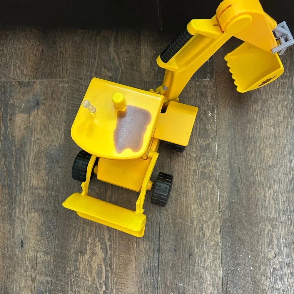 Just Play The Stinky and Dirty Show Dirty Large Backhoe Lights and Sounds